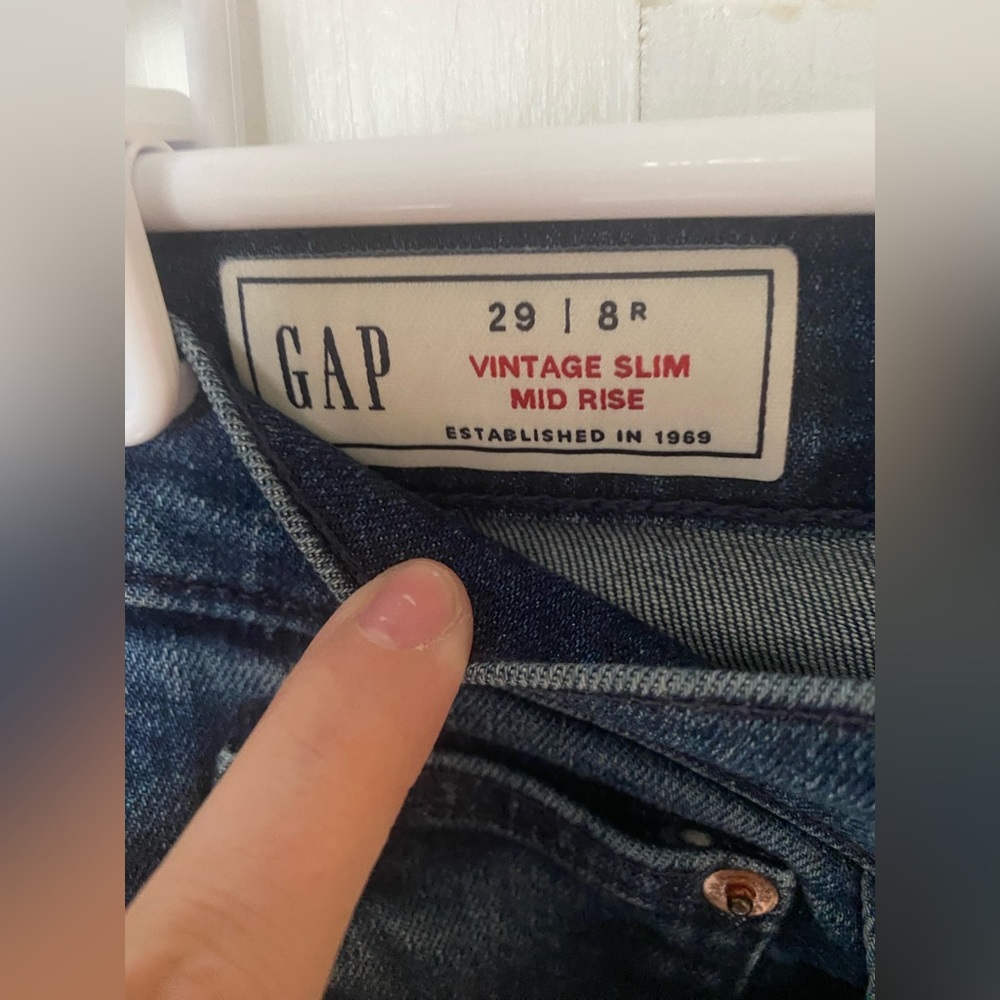 NWOT GAP vintage slim mid rise size 8